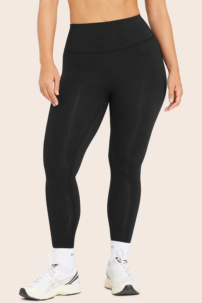 AIRLUXE™ BREATHE LEGGINGS - ONYX Featured Image