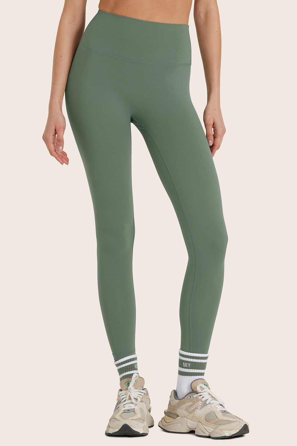 AIRLUXE™ BREATHE HIGH-RISE LEGGINGS - REFRESH Featured Image