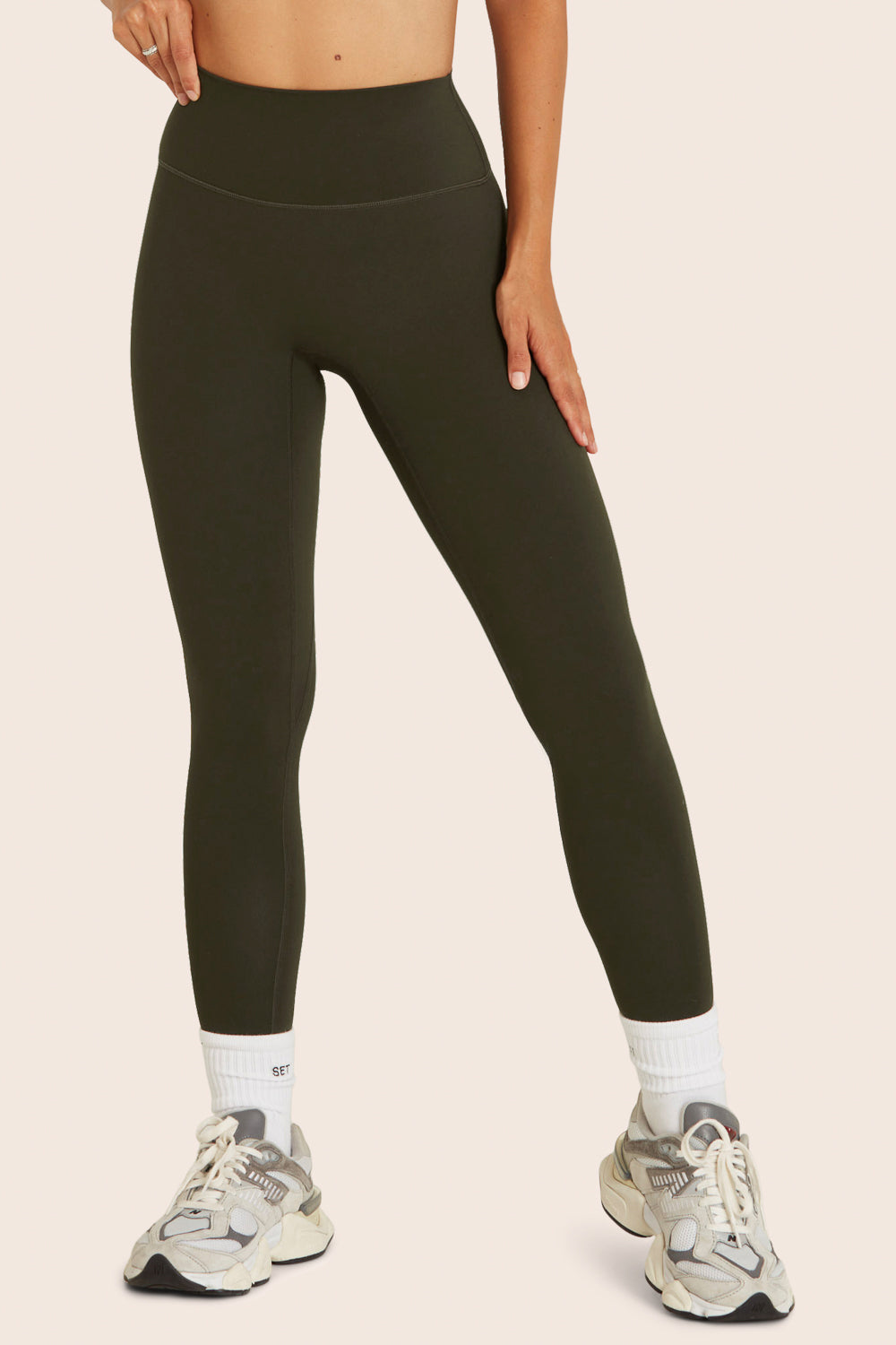 SET™ SPORTBODY® LEGGINGS IN AFTER HOURS