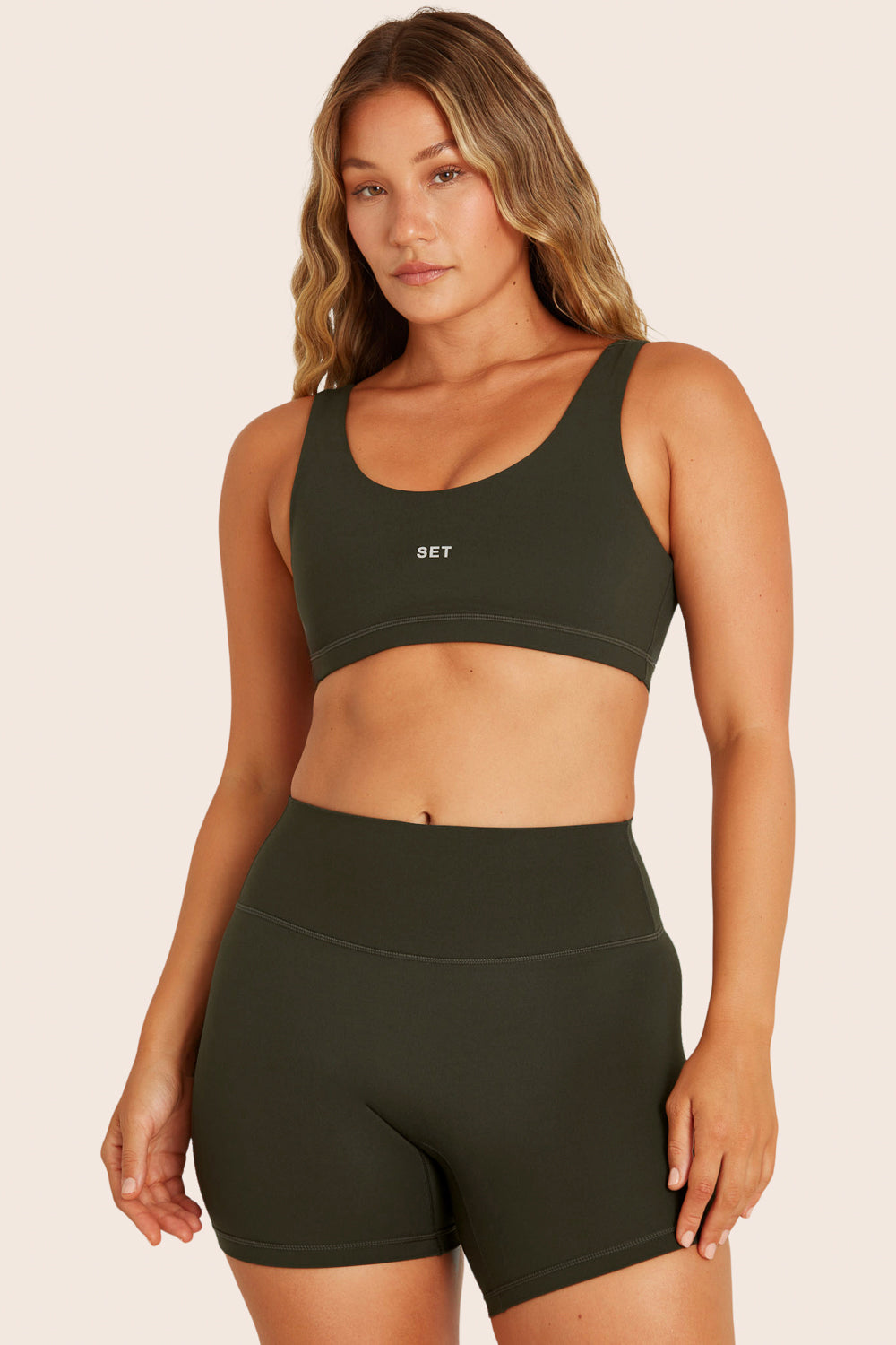 SET™ SPORTBODY® LIFT BRA IN AFTER HOURS