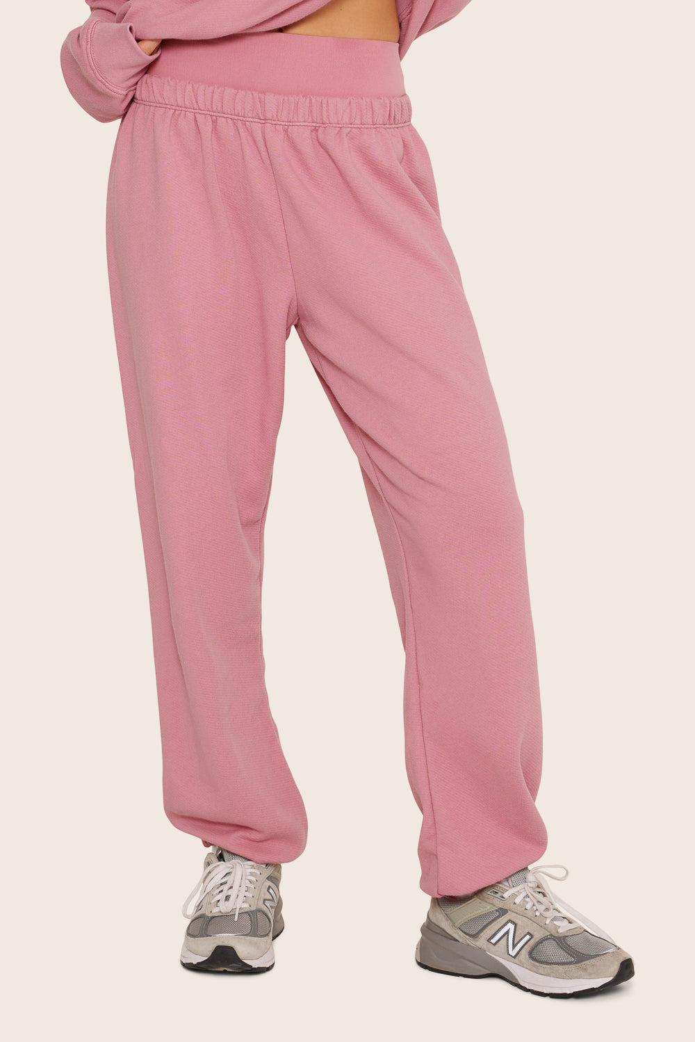 SET™ LIGHTWEIGHT SWEATS CLASSIC SWEATPANTS IN GLOSS