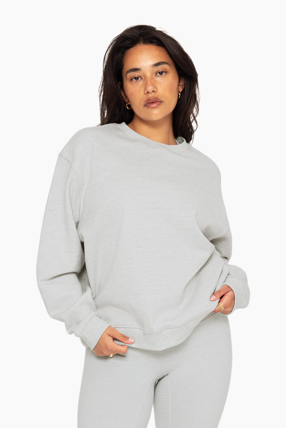 SET™ EMBROIDERED HEAVYWEIGHT SWEATS CREWNECK IN HEATHER GREY