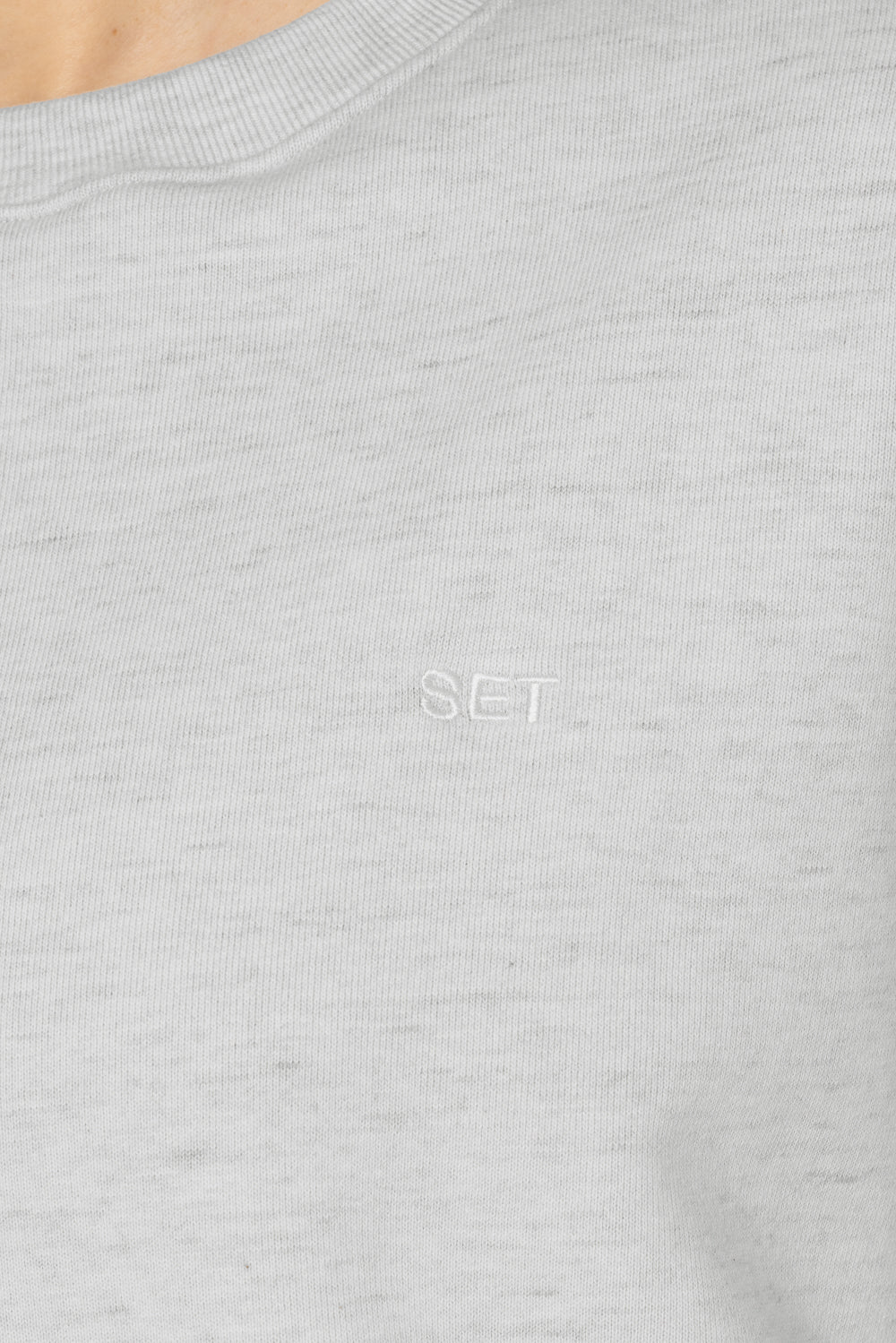 SET™ EMBROIDERED HEAVYWEIGHT SWEATS CREWNECK IN HEATHER GREY