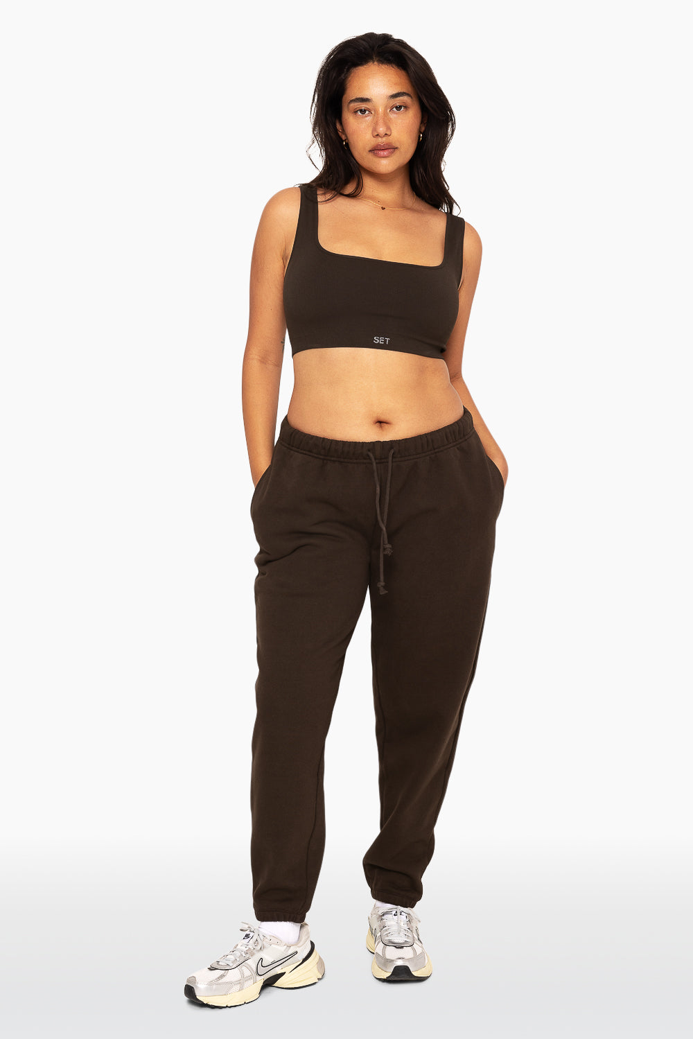 SET™ EMBROIDERED HEAVYWEIGHT SWEATS DRAWSTRING SWEATPANTS IN ESPRESSO