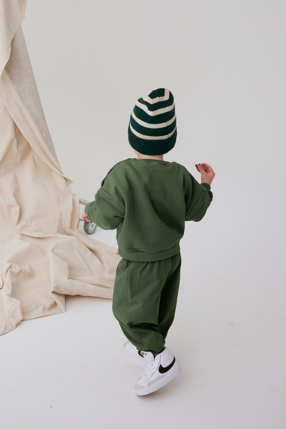 SET™ HEAVY COTTON KIDS COTTON JOGGER IN ROSEMARY