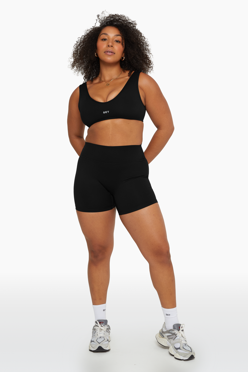 SET™ SPORTBODY® BIKE SHORTS IN ONYX