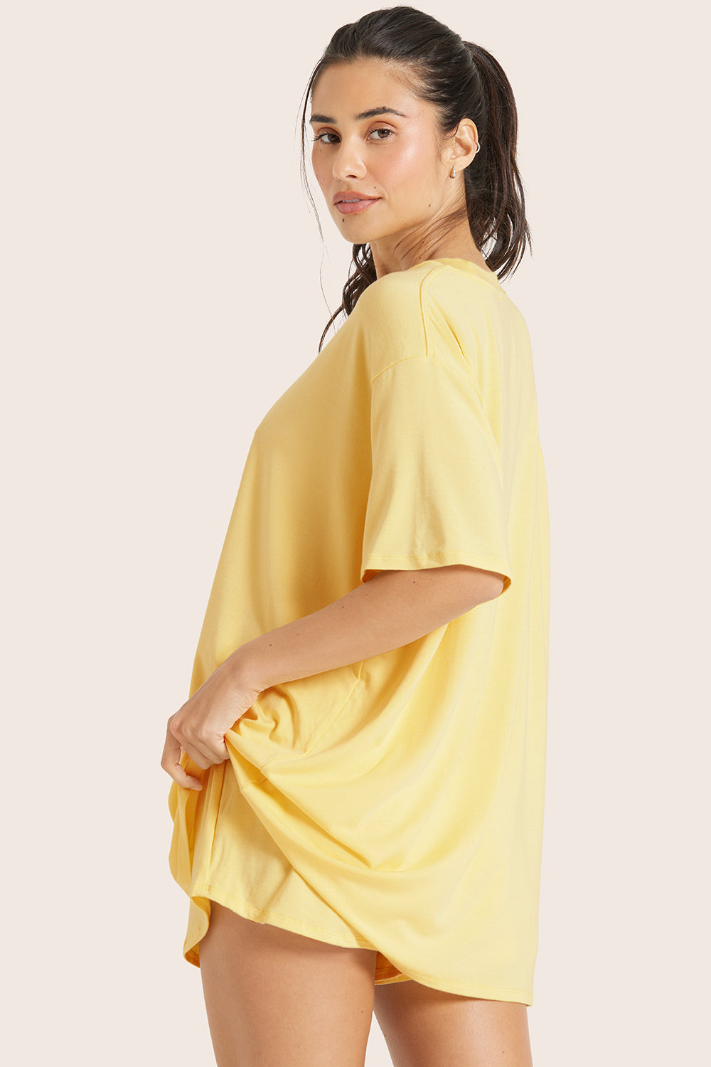 MODEL WEARS SLEEP JERSEY OVERSIZED BOYFRIEND SLEEP TEE IN DANDELION