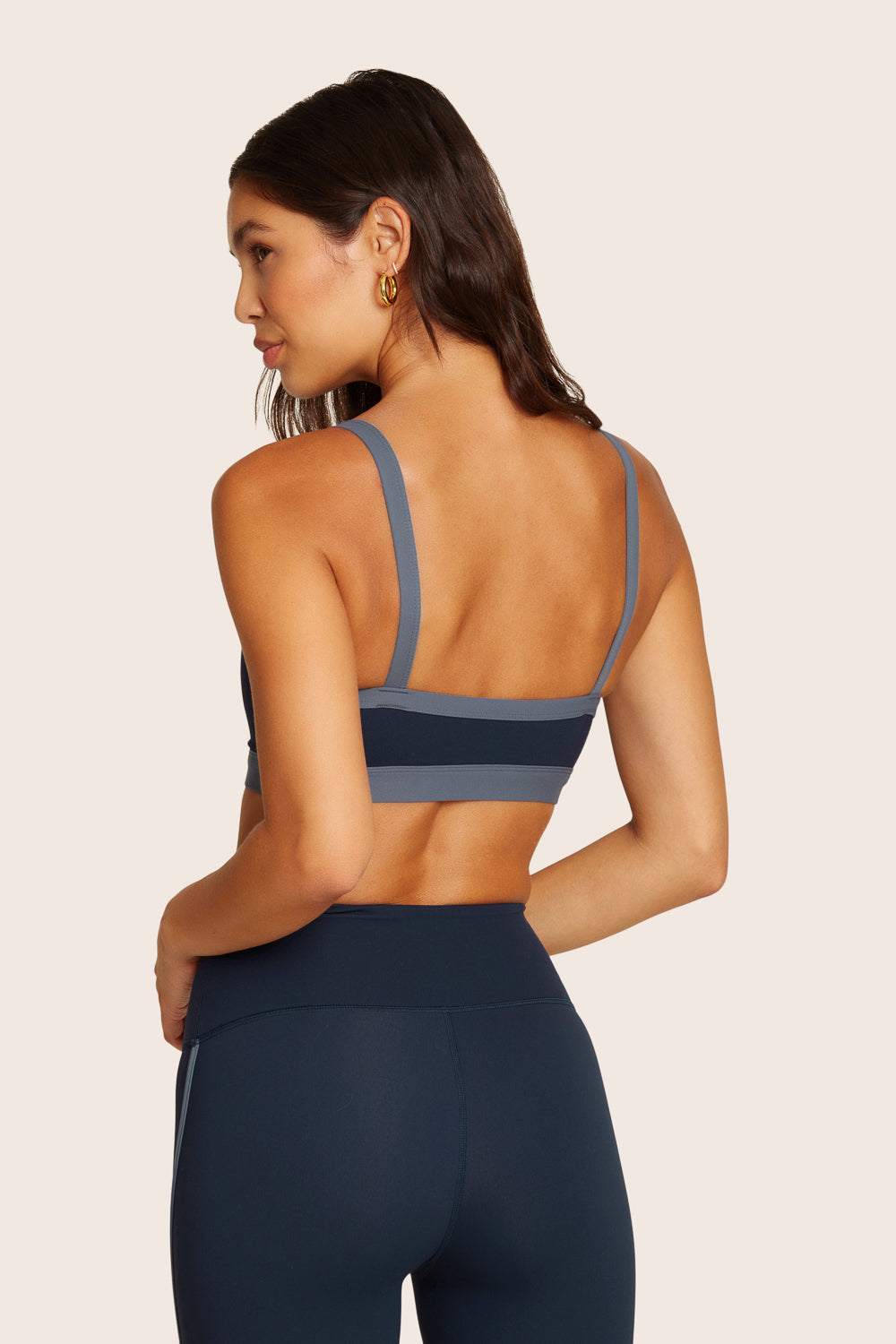 SET™ SPORTBODY® SCOOP BRA IN HARBOR