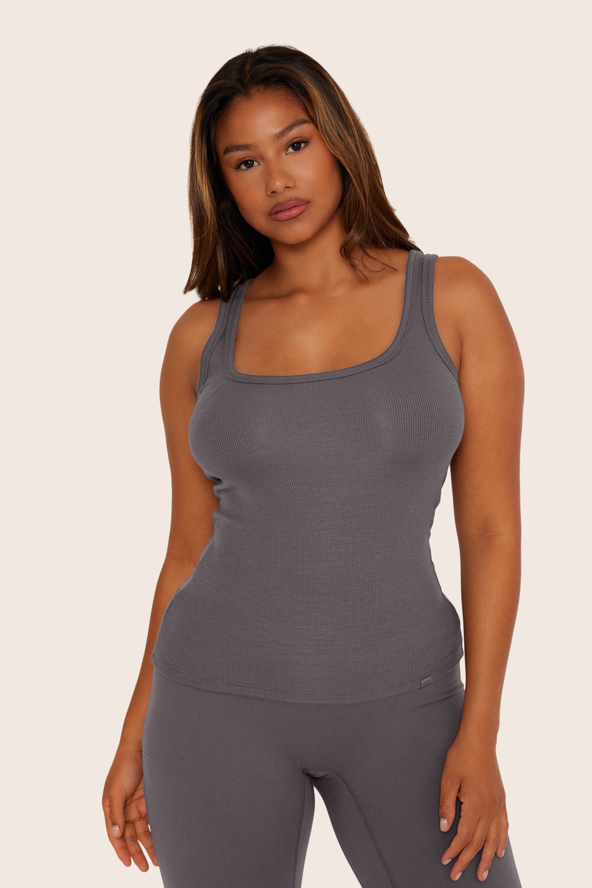 SET™ RIBBED MODAL BODY TANK IN GRAPHITE