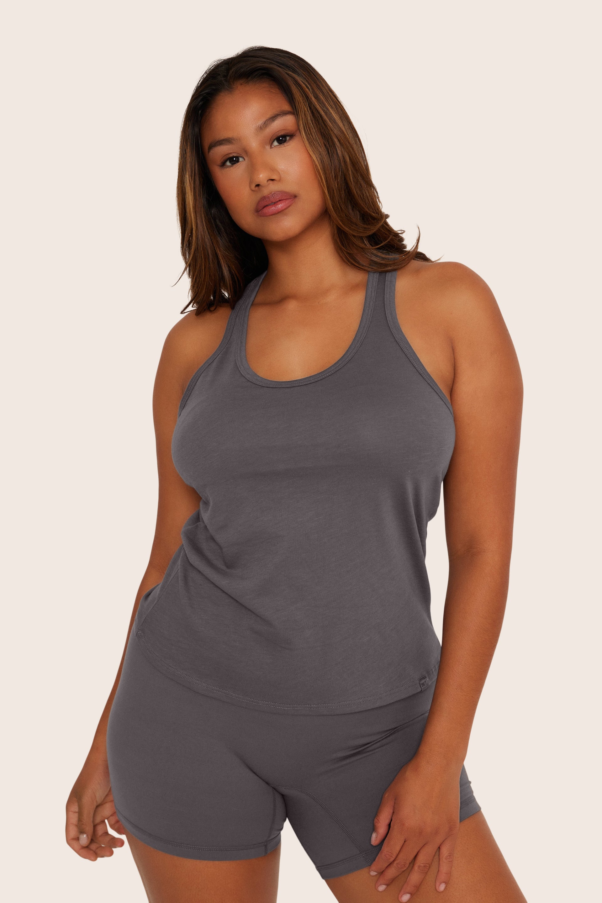 SET™ CLASSIC COTTON DAILY RACER TANK IN GRAPHITE