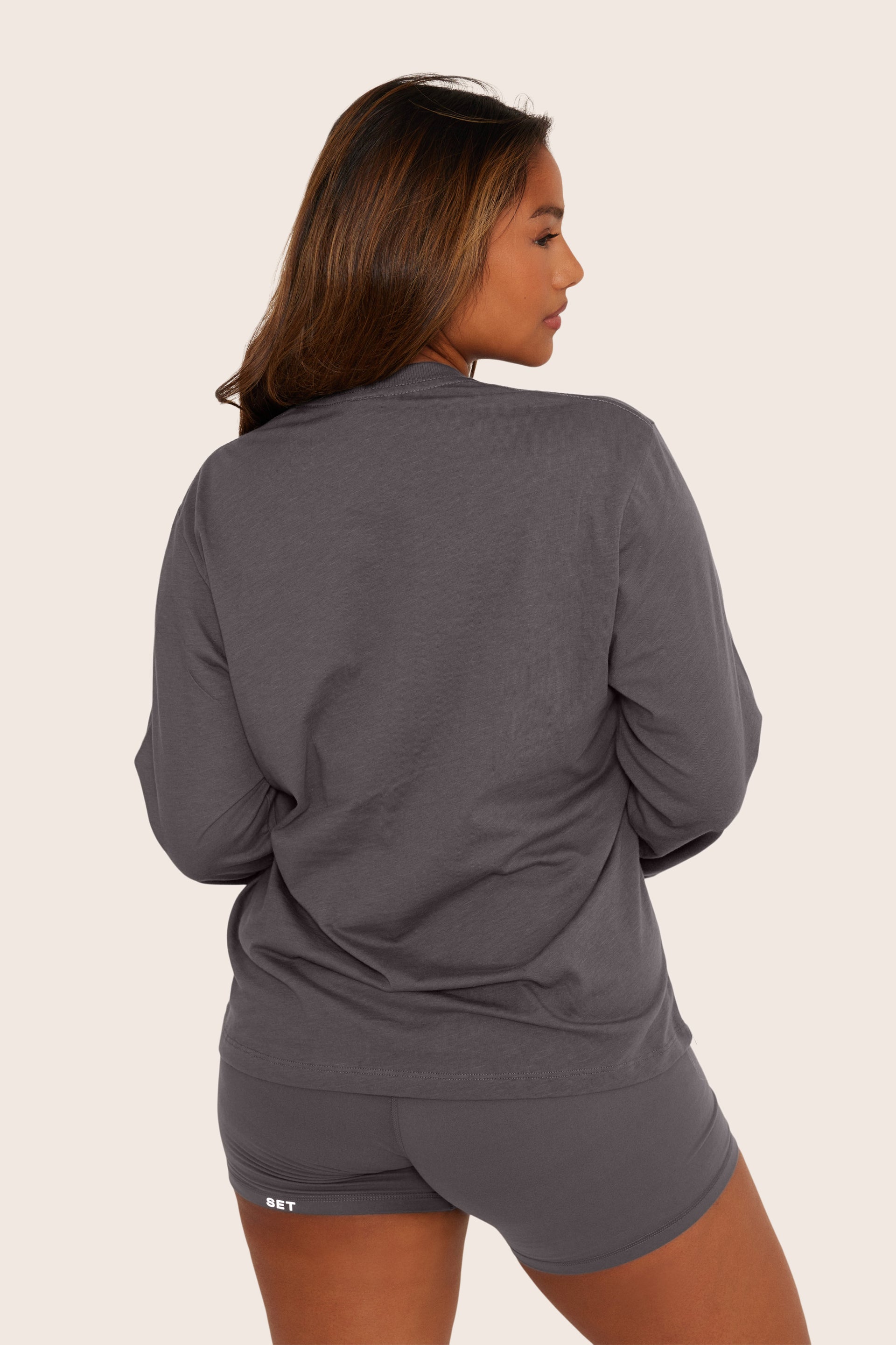 SET™ CLASSIC COTTON DAILY LONG SLEEVE IN GRAPHITE