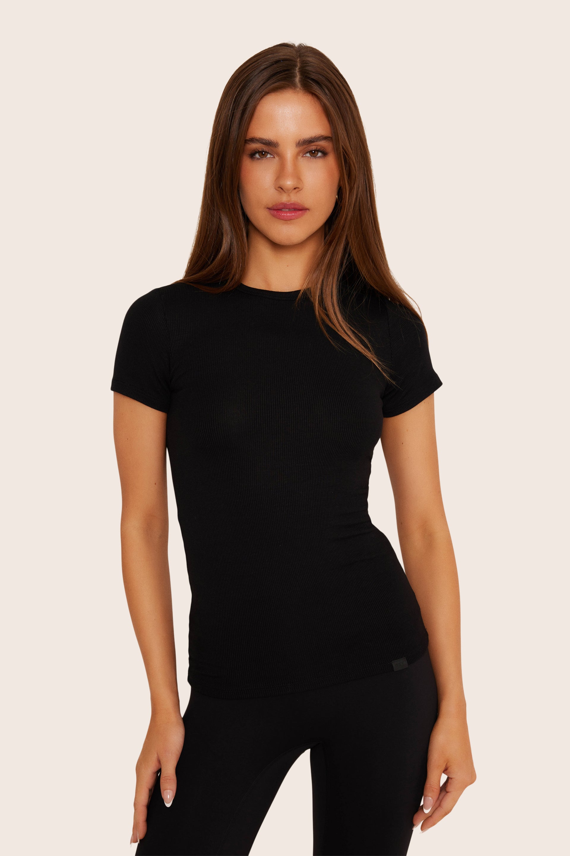 SET™ RIBBED MODAL BODY TEE IN ONYX