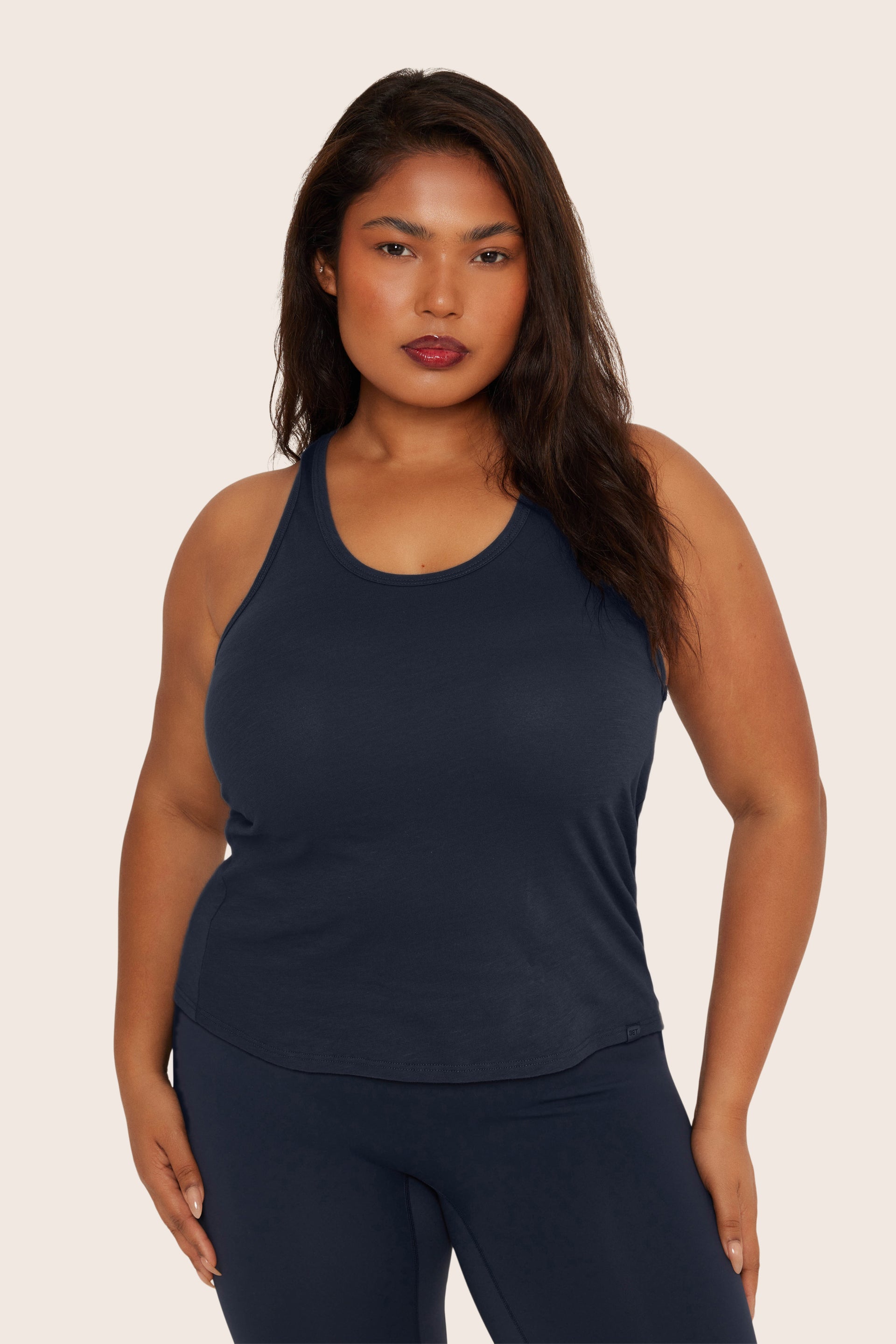 SET™ CLASSIC COTTON DAILY RACER TANK IN OXFORD